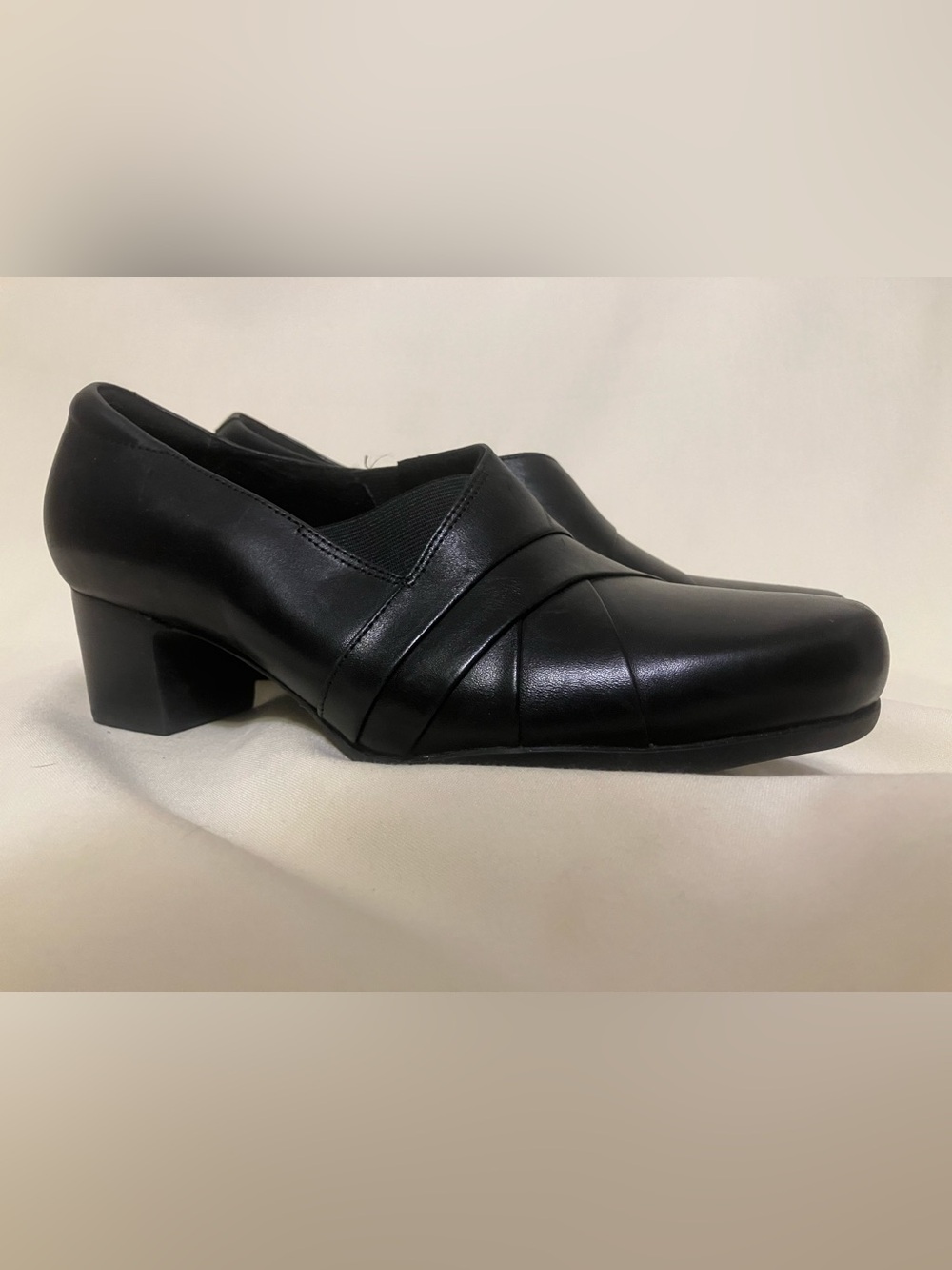 Clarks Rosalyn Adele Women's Black Leather Slip On Block Heel Shoes Size 9.5